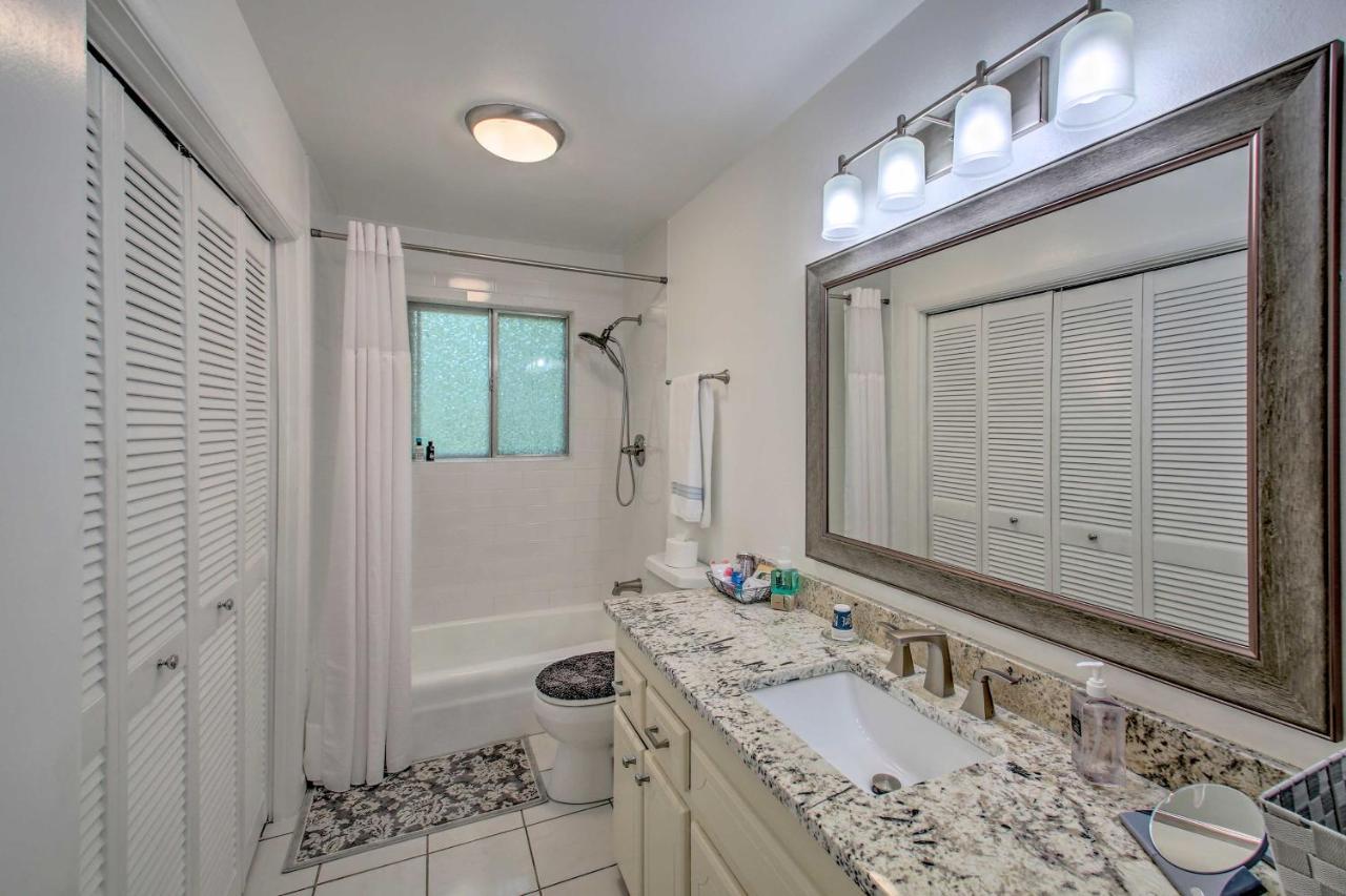Charming Hot Springs Home With Sunroom And Yard エクステリア 写真