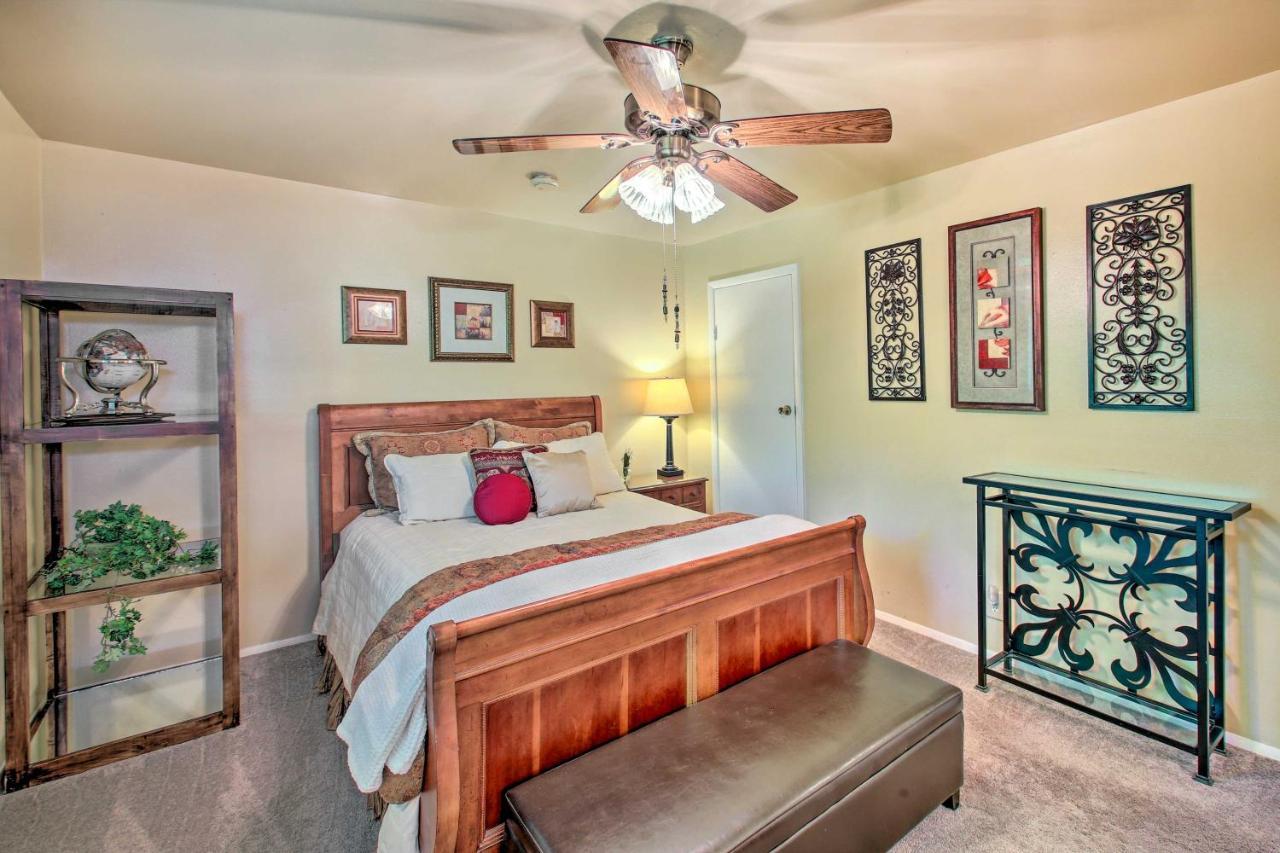 Charming Hot Springs Home With Sunroom And Yard エクステリア 写真