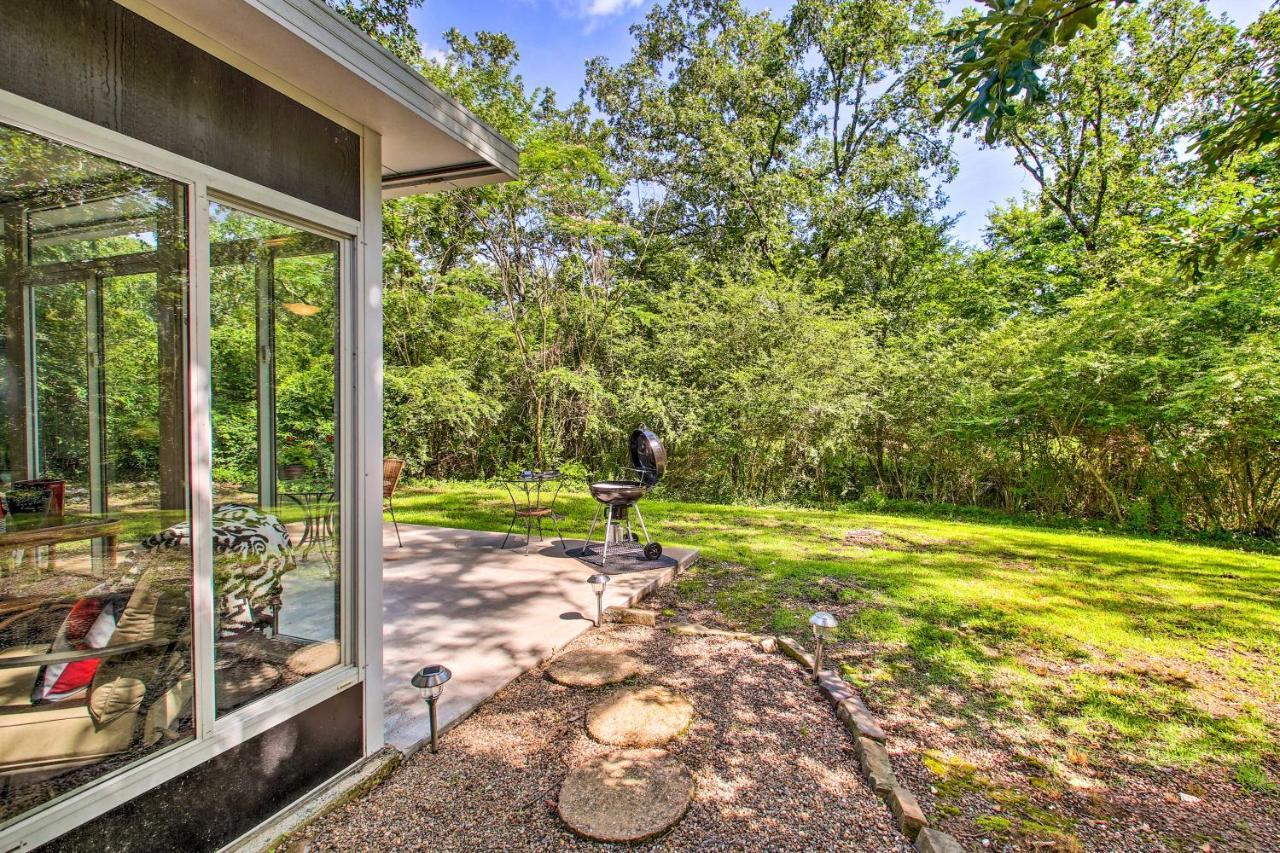 Charming Hot Springs Home With Sunroom And Yard エクステリア 写真